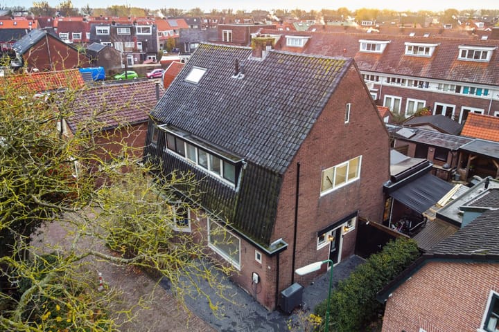 Photo 32 of Zuiderstraat 6