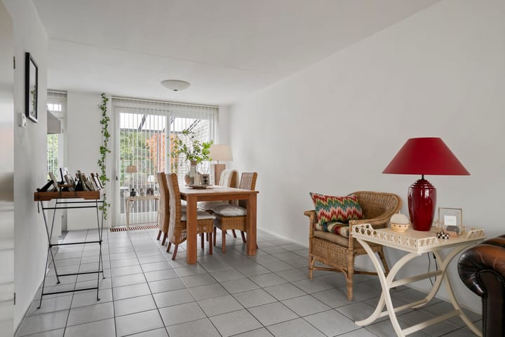 Foto 9 van Rhônelaan 26