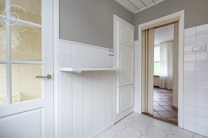 Photo 10 of Beneden Molendijk 18