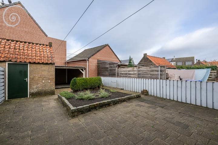 Photo 25 of Beneden Molendijk 18