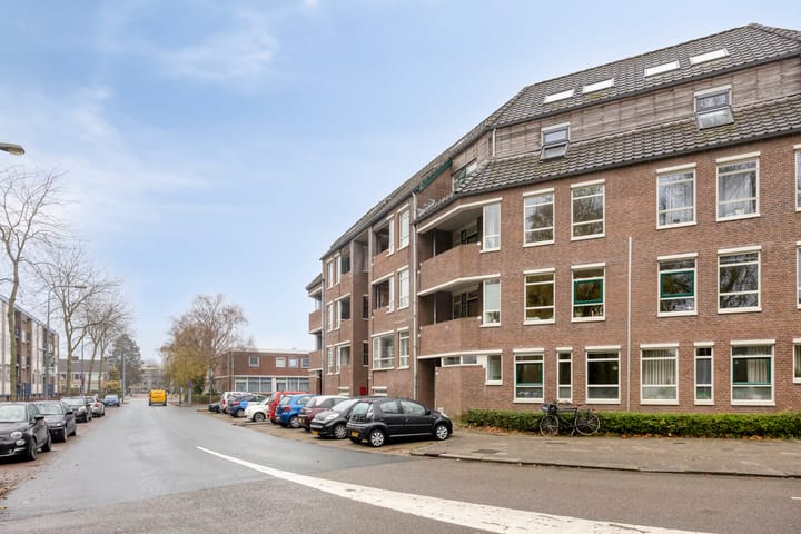 Moesstraat 147