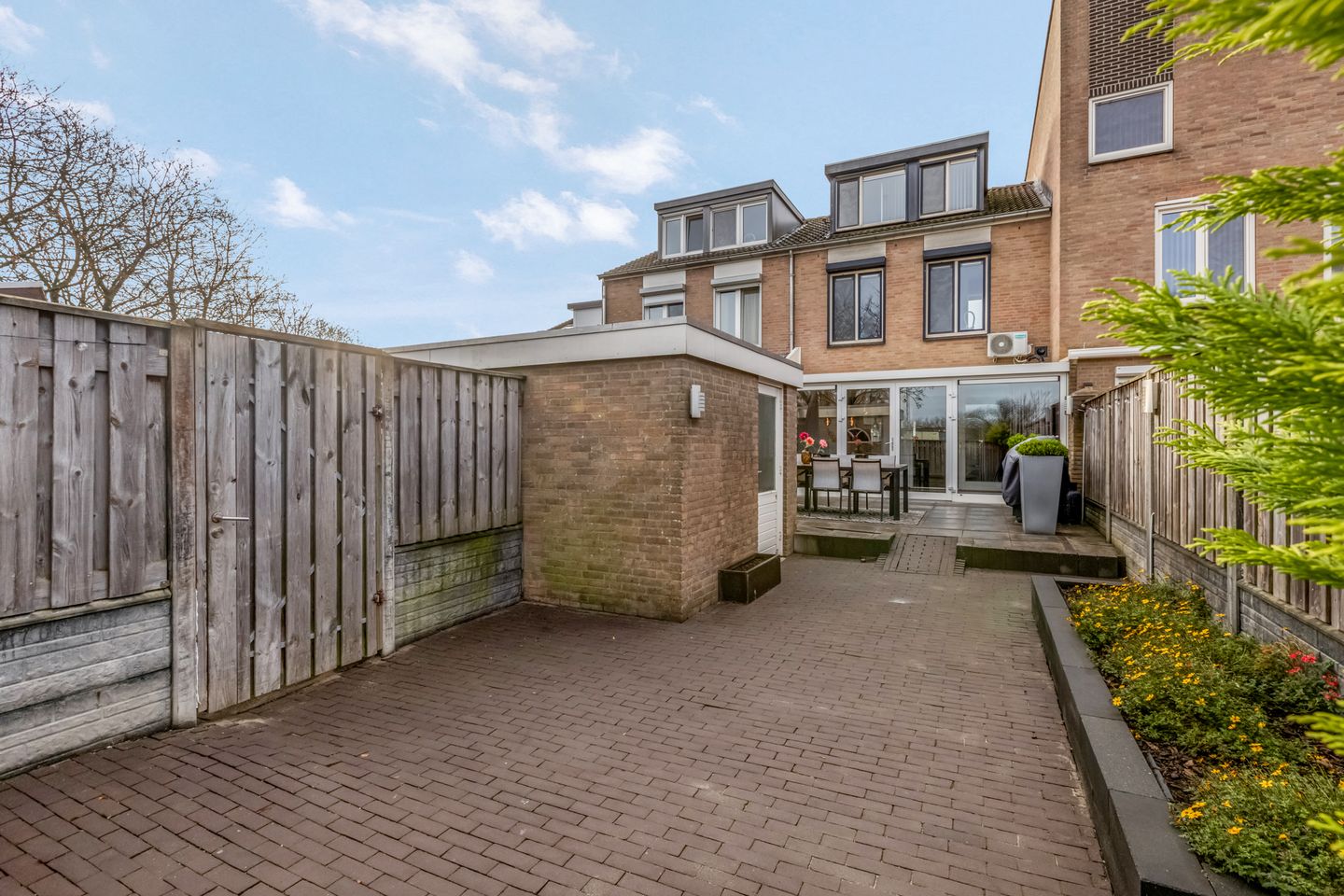 Photo 40 of Hobbemaweg 39