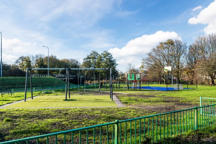 Photo 37 of Ravensbos 76