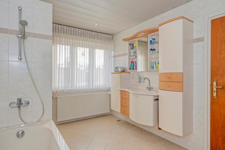 Foto 35 van Rijksweg Zuid 191