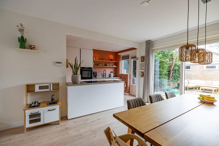 Foto 12 van Uranusstraat 20