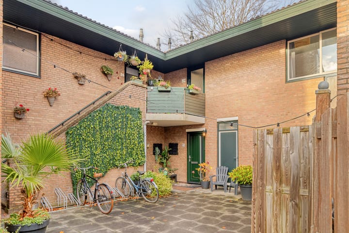 Photo 1 of Koningsvaren 28