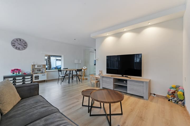 Photo 13 of Johannes Postkwartier 2