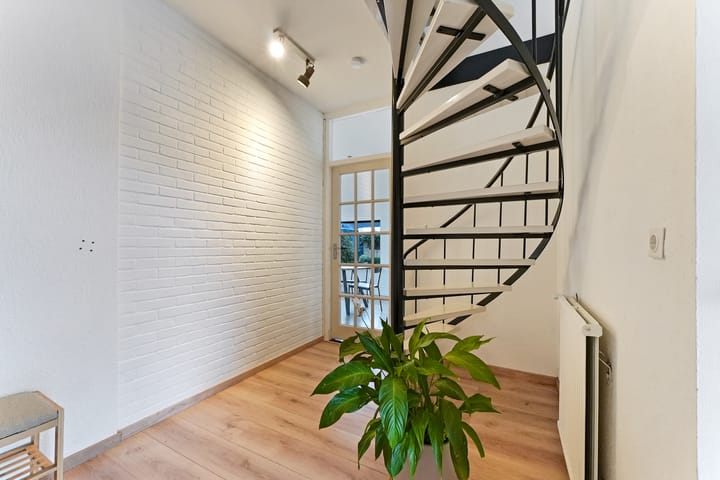 Photo 14 of Johannes Postkwartier 2