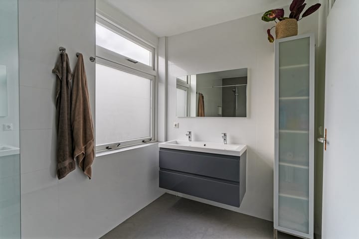 Photo 24 of Johannes Postkwartier 2