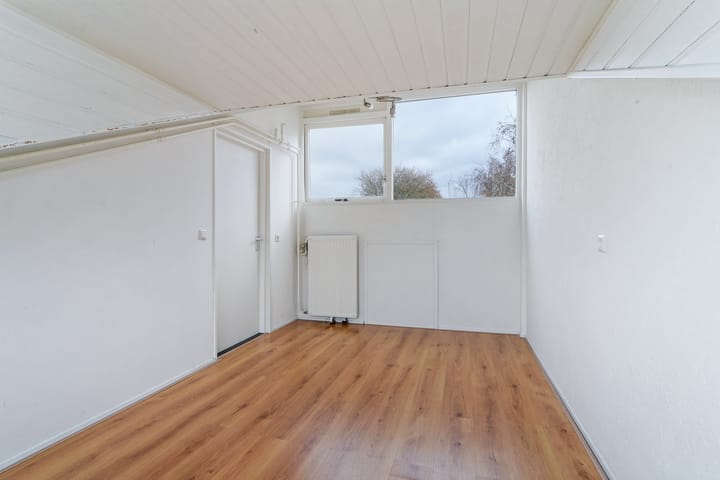 Photo 28 of Johannes Postkwartier 2