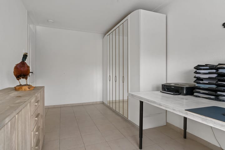 Photo 23 of Pronkmos 11