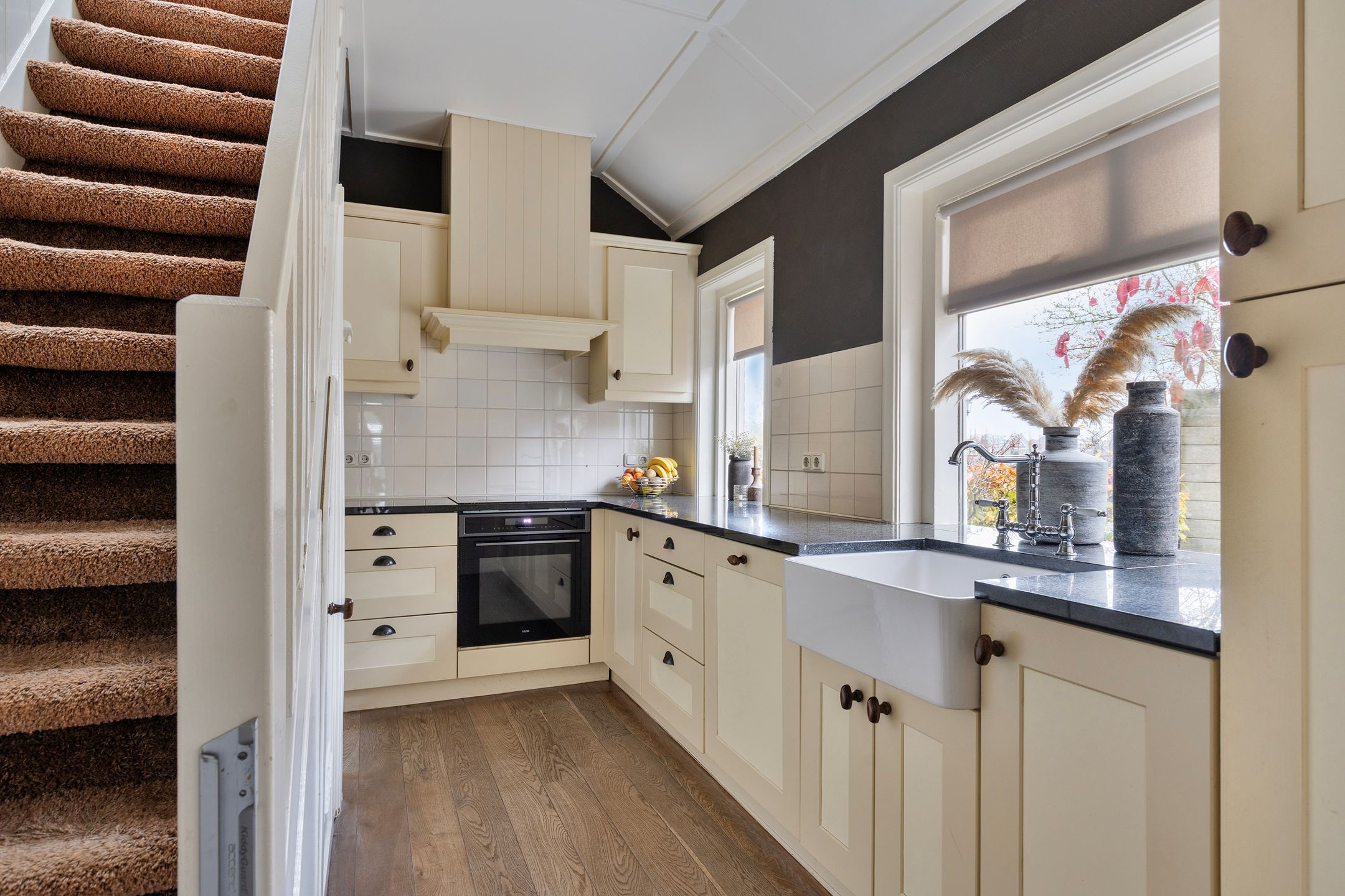 Foto 12 van Parallelweg 25