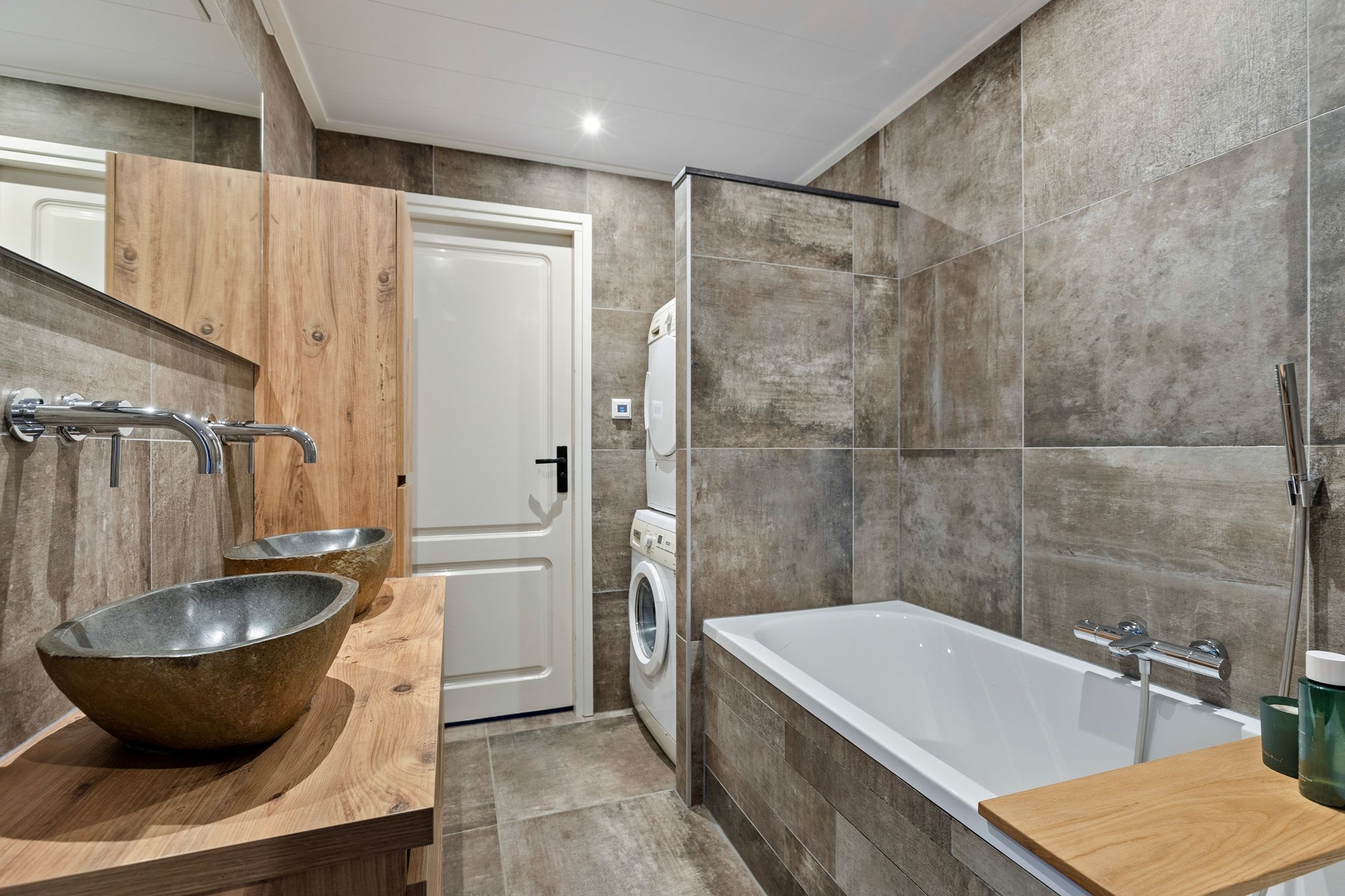 Foto 27 van Parallelweg 25