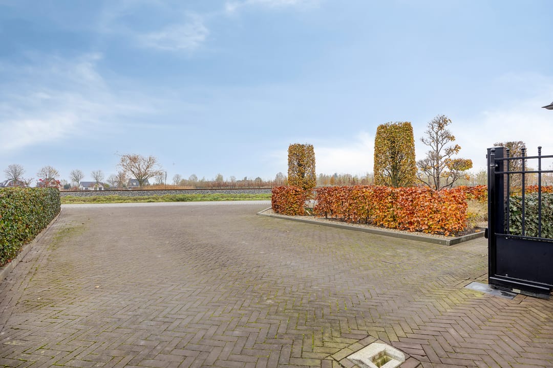 Foto 46 van Parallelweg 25