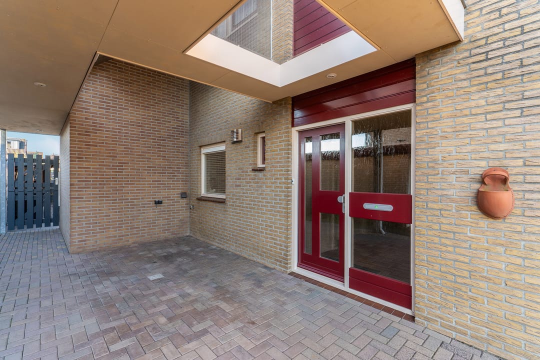 Photo 38 of Emmerik 14