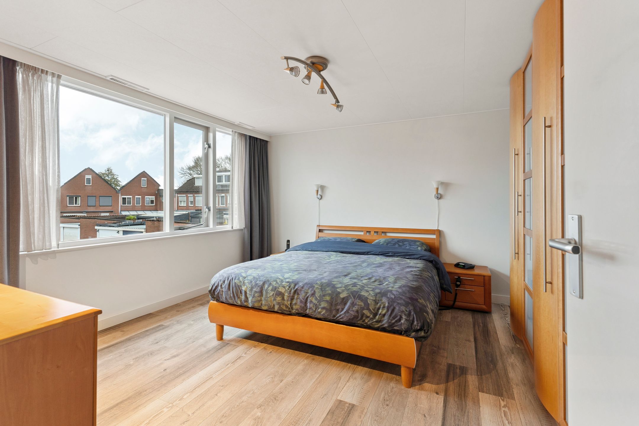 Photo 18 of Emmerik 14