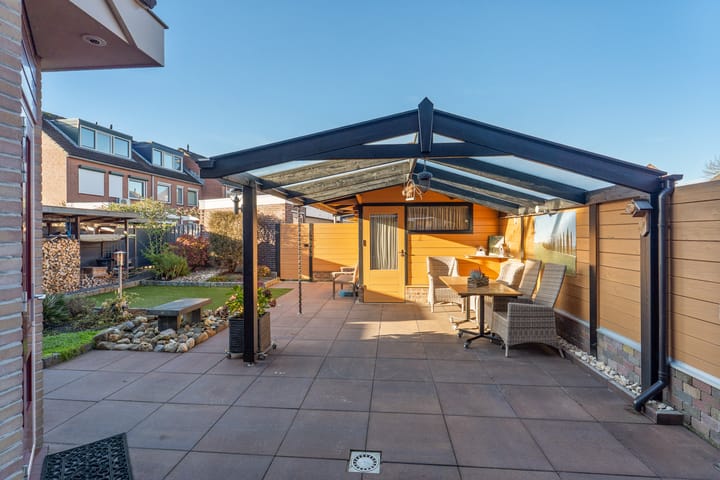 Foto 2 van Emmerik 14