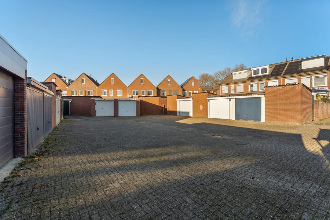 Photo 37 of Emmerik 14