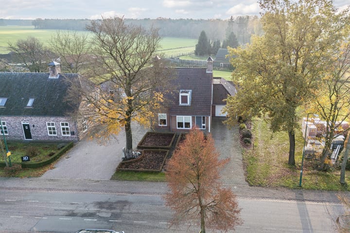 Photo 4 of Weebosch 94