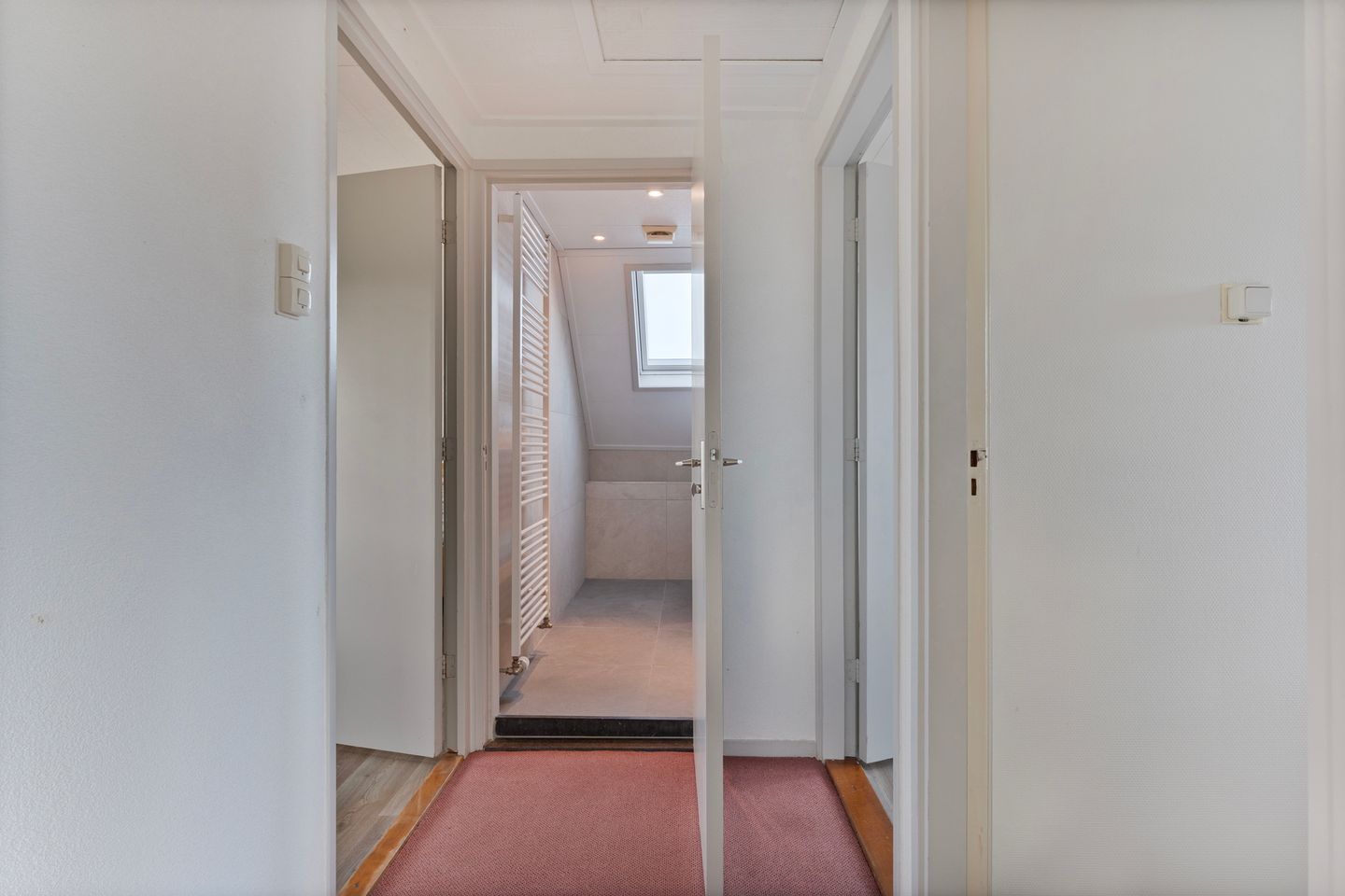 Foto 25 van Radewijkerweg 40