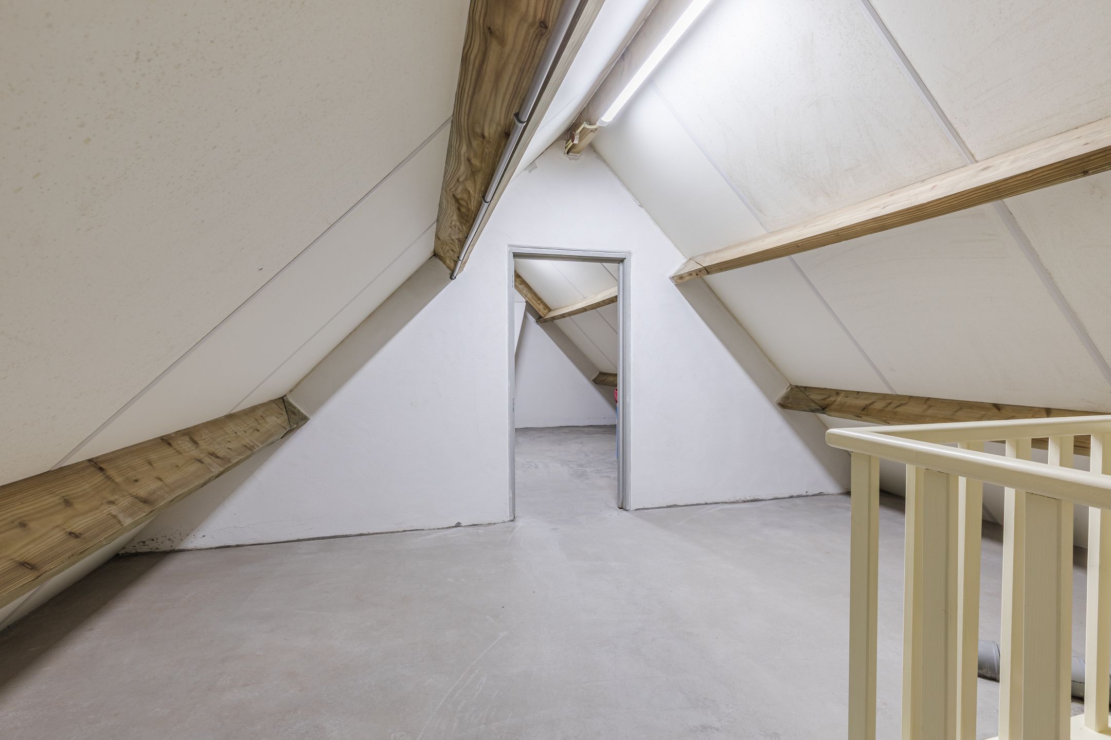 Photo 33 of Weebosch 94