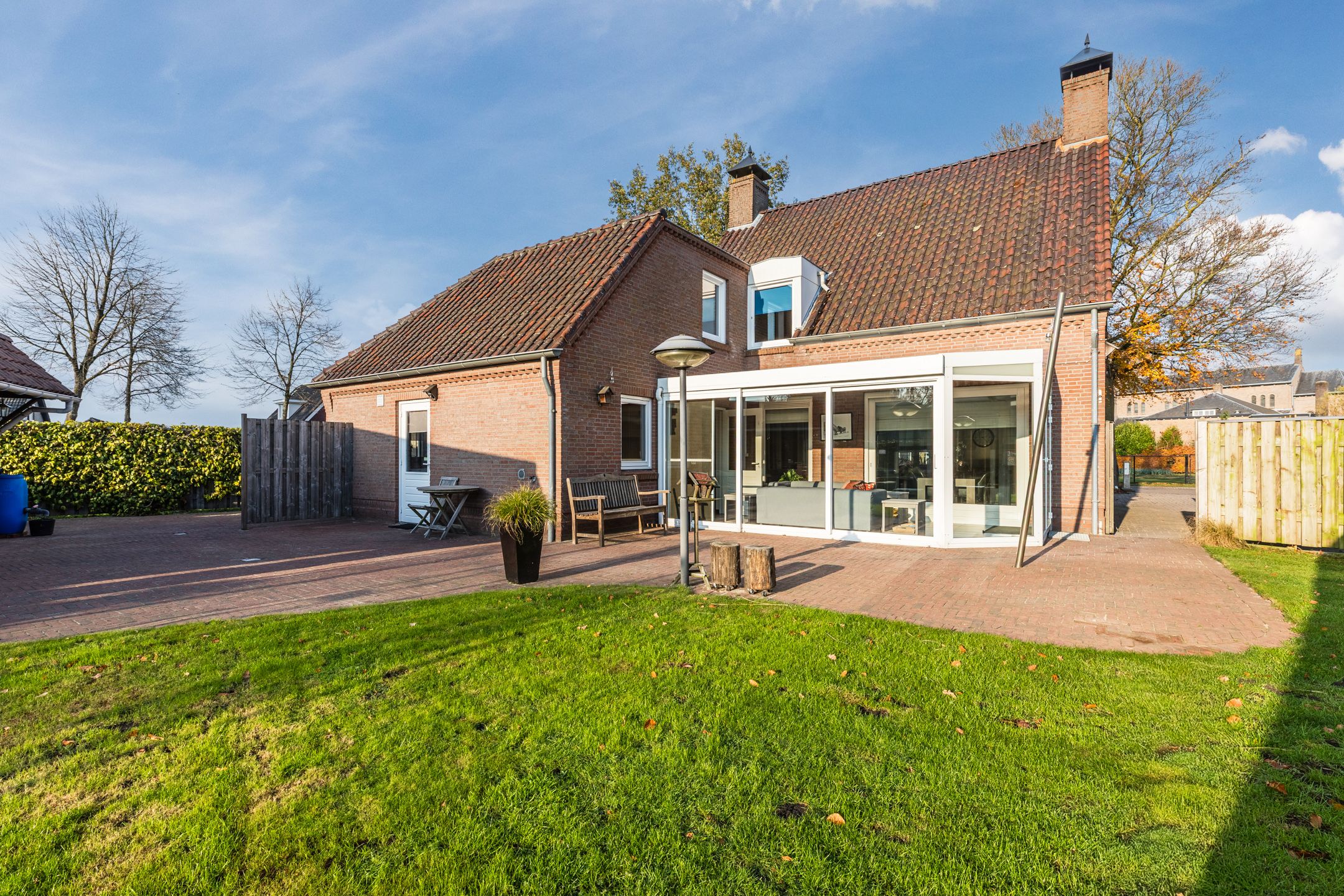 Photo 36 of Weebosch 94