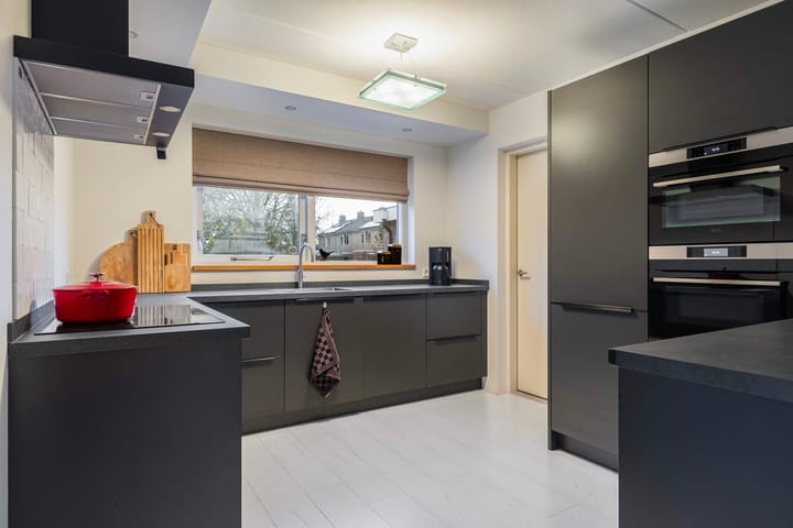 Photo 3 of Buorfinneleane 44