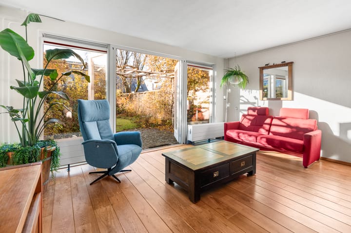 Photo 4 of Houtvester 18