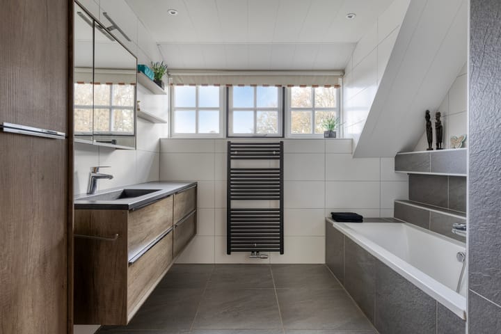 Foto 34 van Beekstraat 37