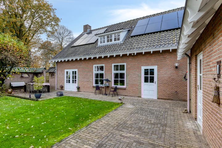 Foto 42 van Beekstraat 37