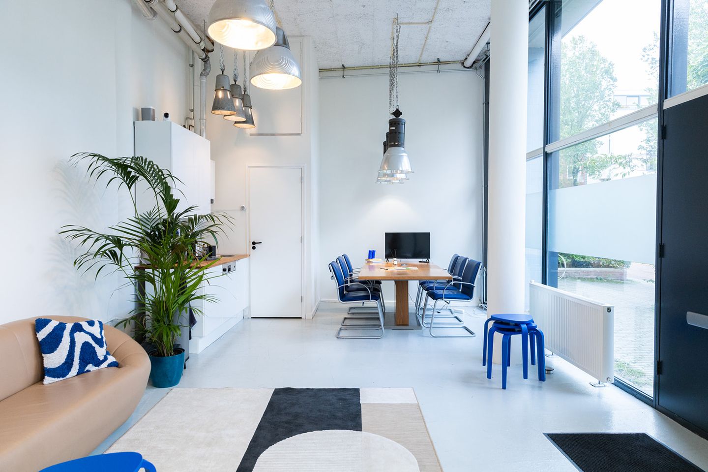 Bekijk foto 2 van Woltera van Reesstraat 5