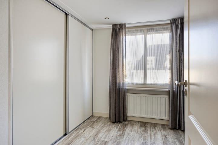 Foto 13 van C J Conijnstraat 9