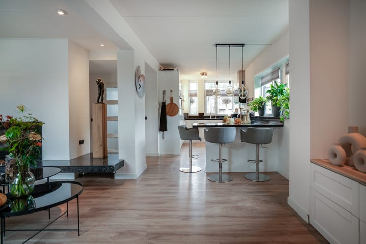 Photo 21 of Zonegge 17 9