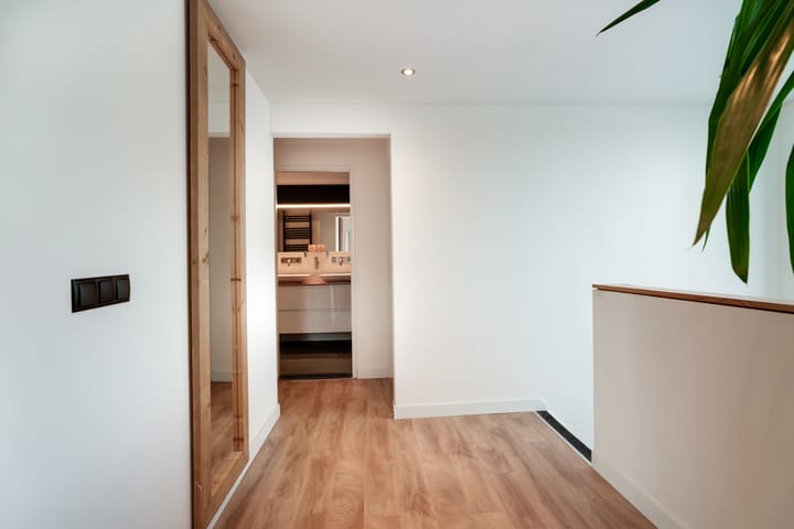 Photo 40 of Zonegge 17 9