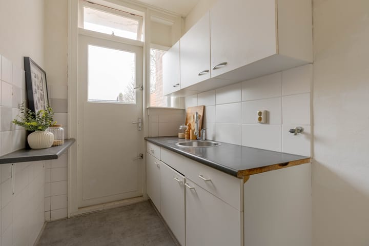 Foto 12 van Strevelsweg 88-B01