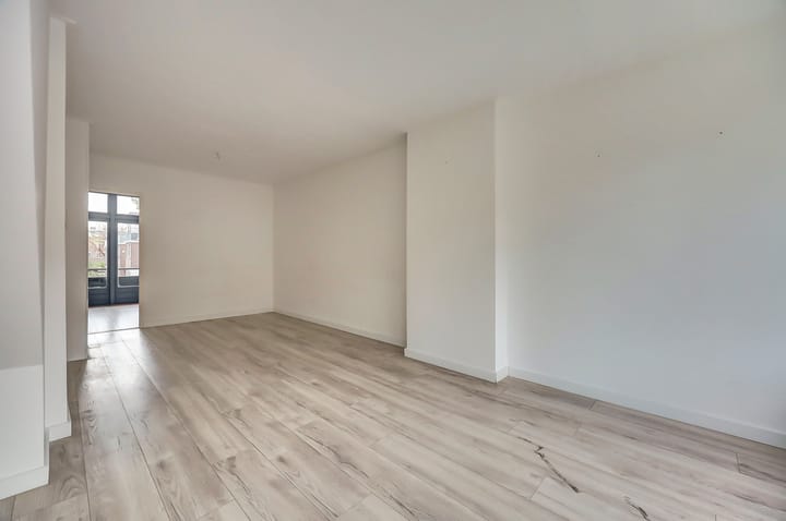 Photo 7 of Boerhaavelaan 9-B