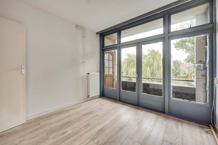 Photo 13 of Boerhaavelaan 9-B