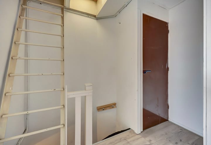 Photo 16 of Boerhaavelaan 9-B