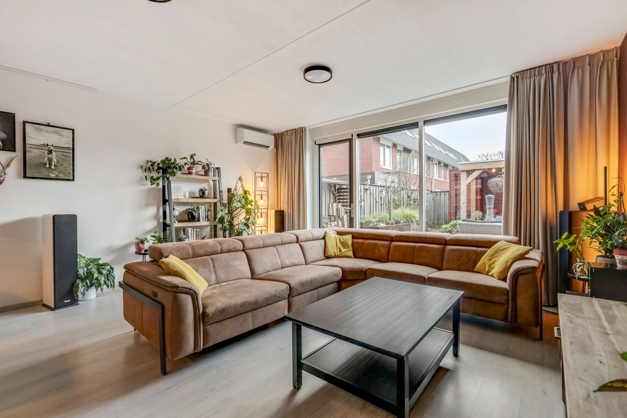 Foto 12 van Plaza 22