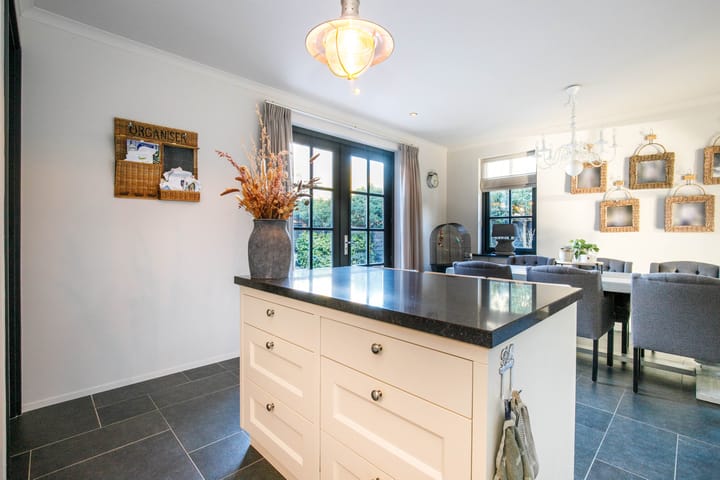 Photo 18 of Tiendweg-Oost 6