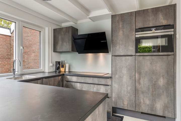 Photo 11 of Schelpstraat 76