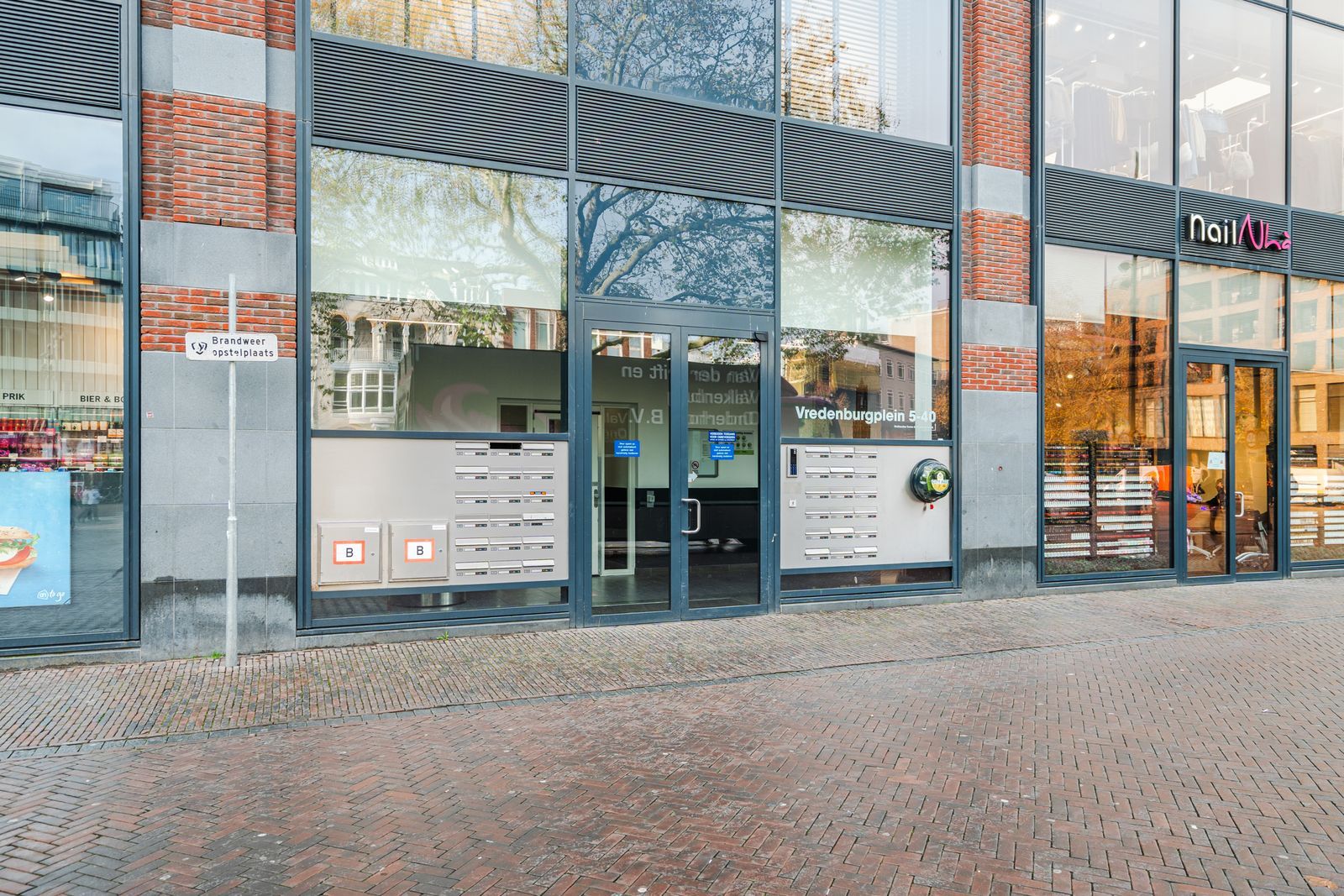Foto 3 van Vredenburgplein 6