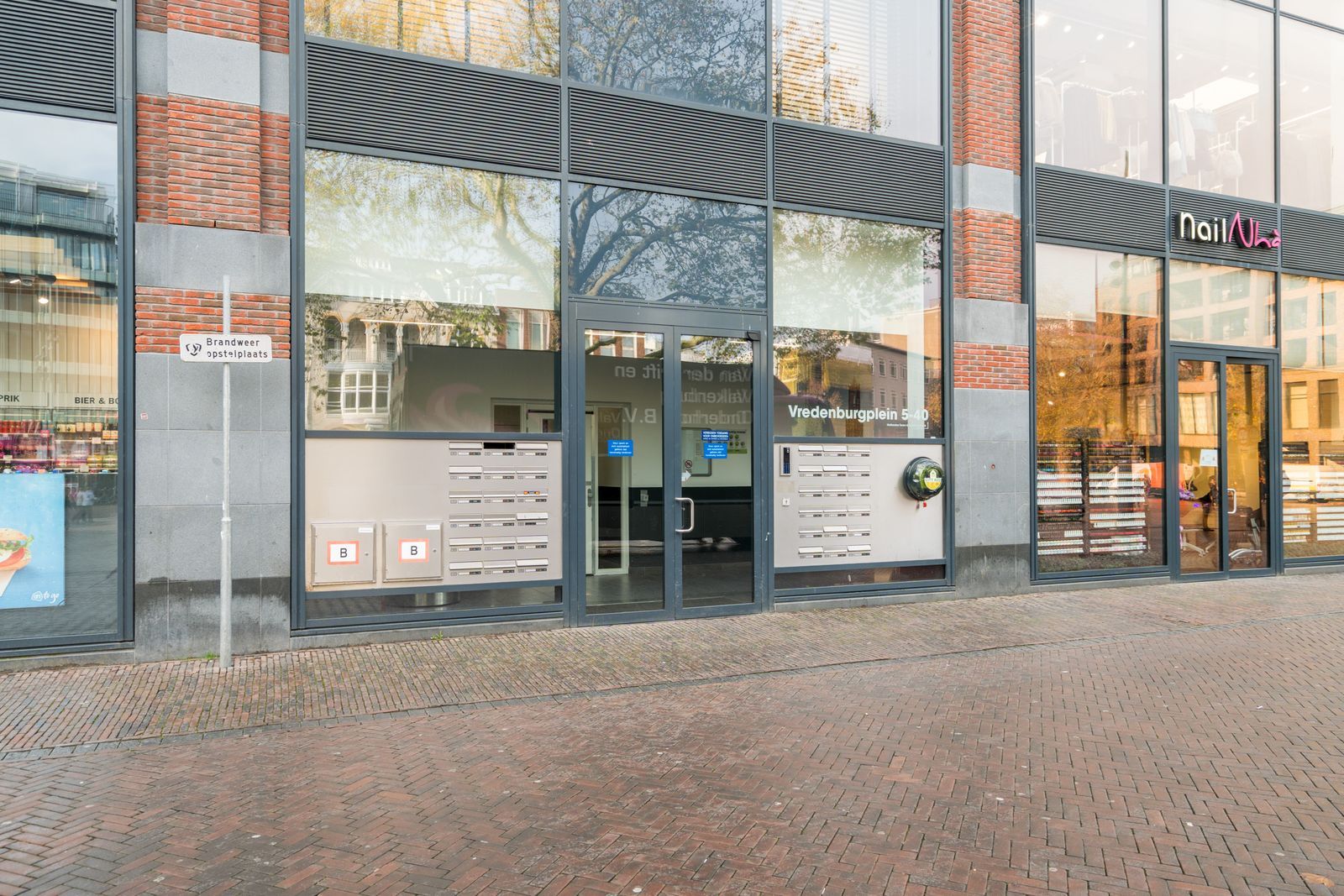 Foto 3 van Vredenburgplein 36