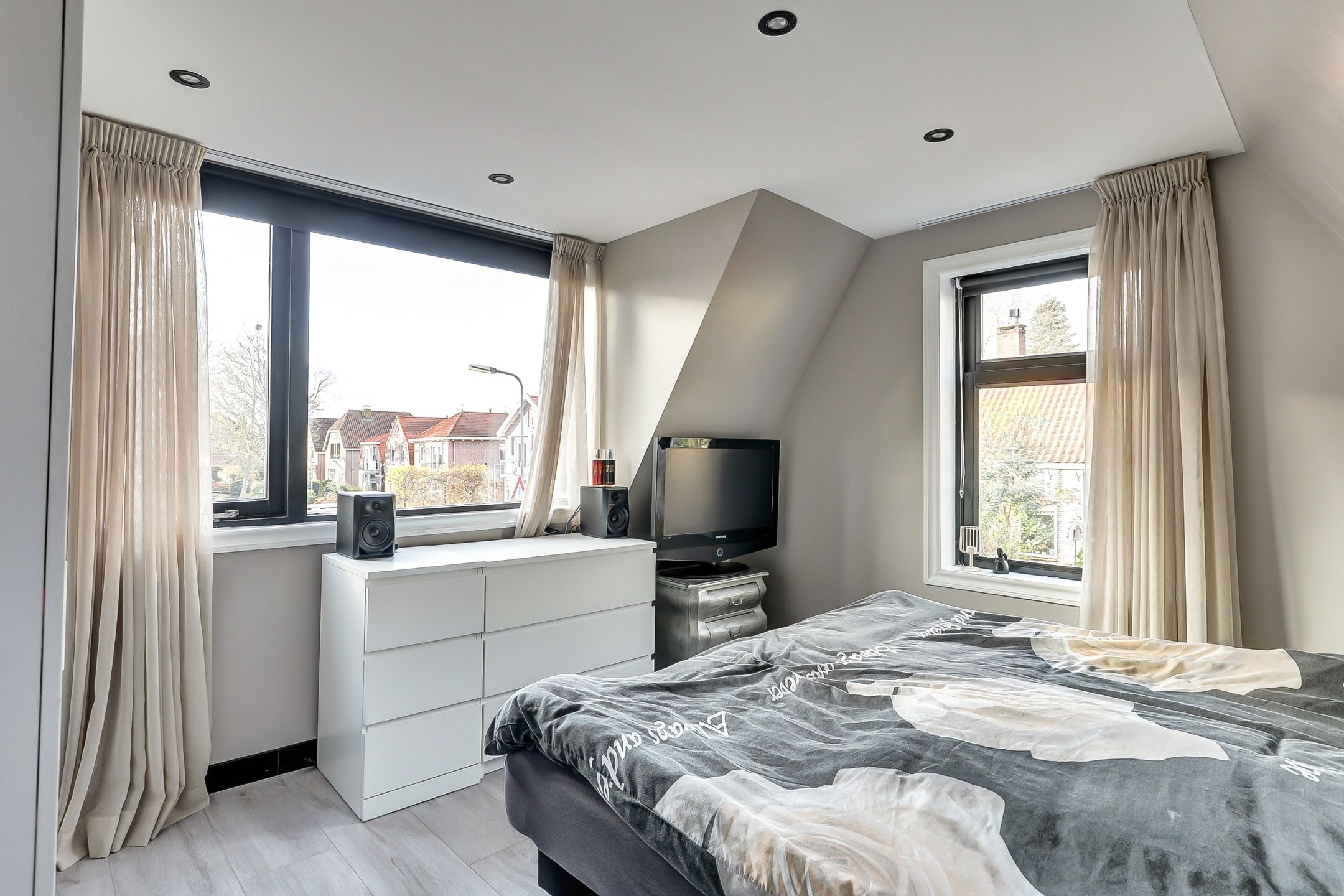 Foto 21 van Driebanen 11