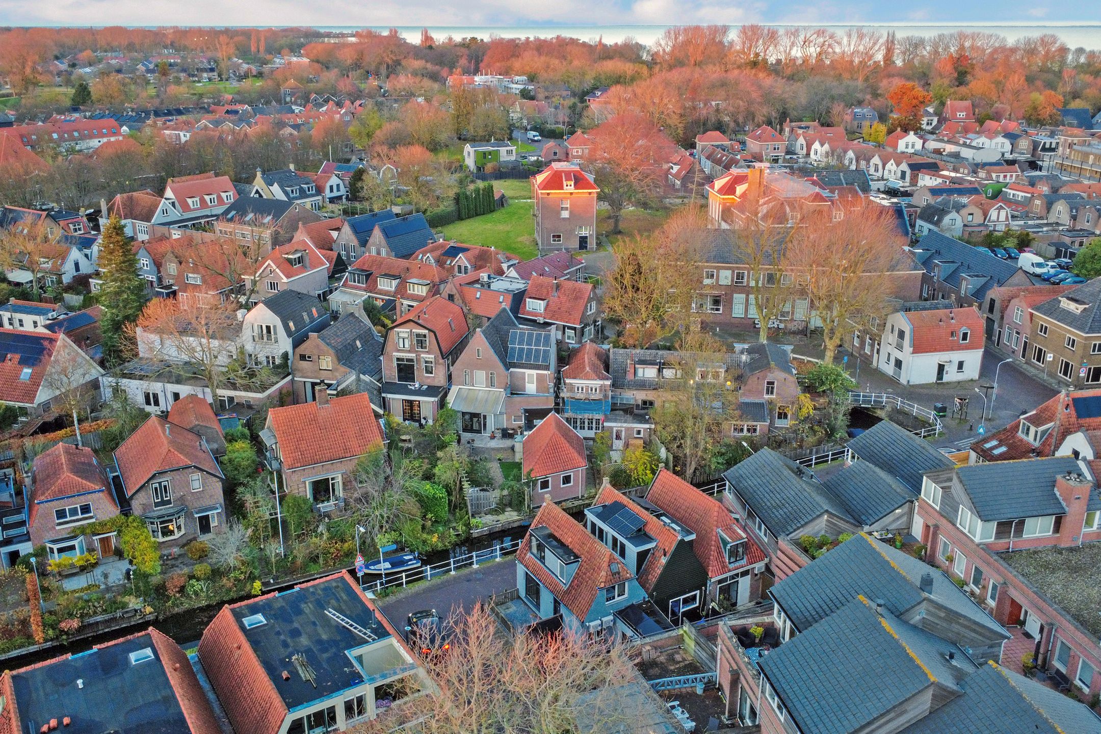 Foto 33 van Driebanen 11