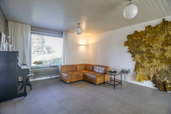 Photo 8 of Schoolstraat 41