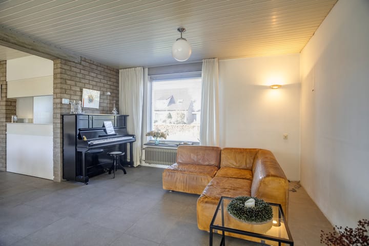 Photo 9 of Schoolstraat 41