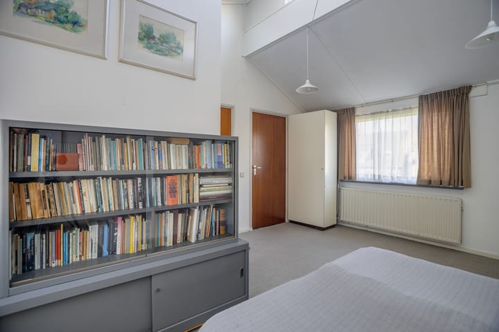 Photo 29 of Schoolstraat 41