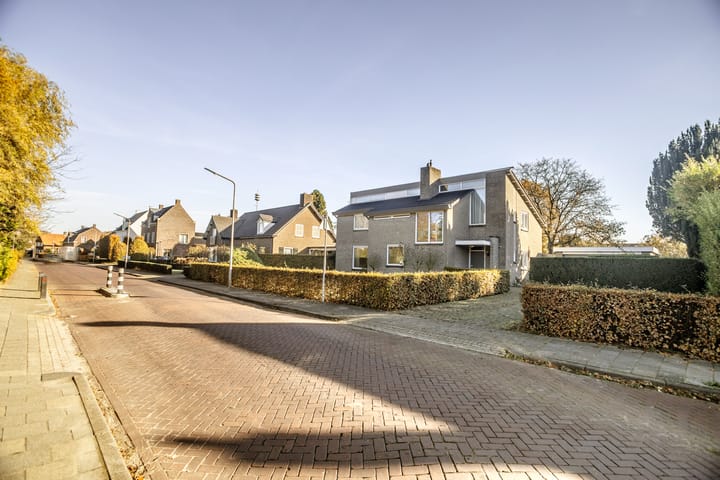 Photo 46 of Schoolstraat 41