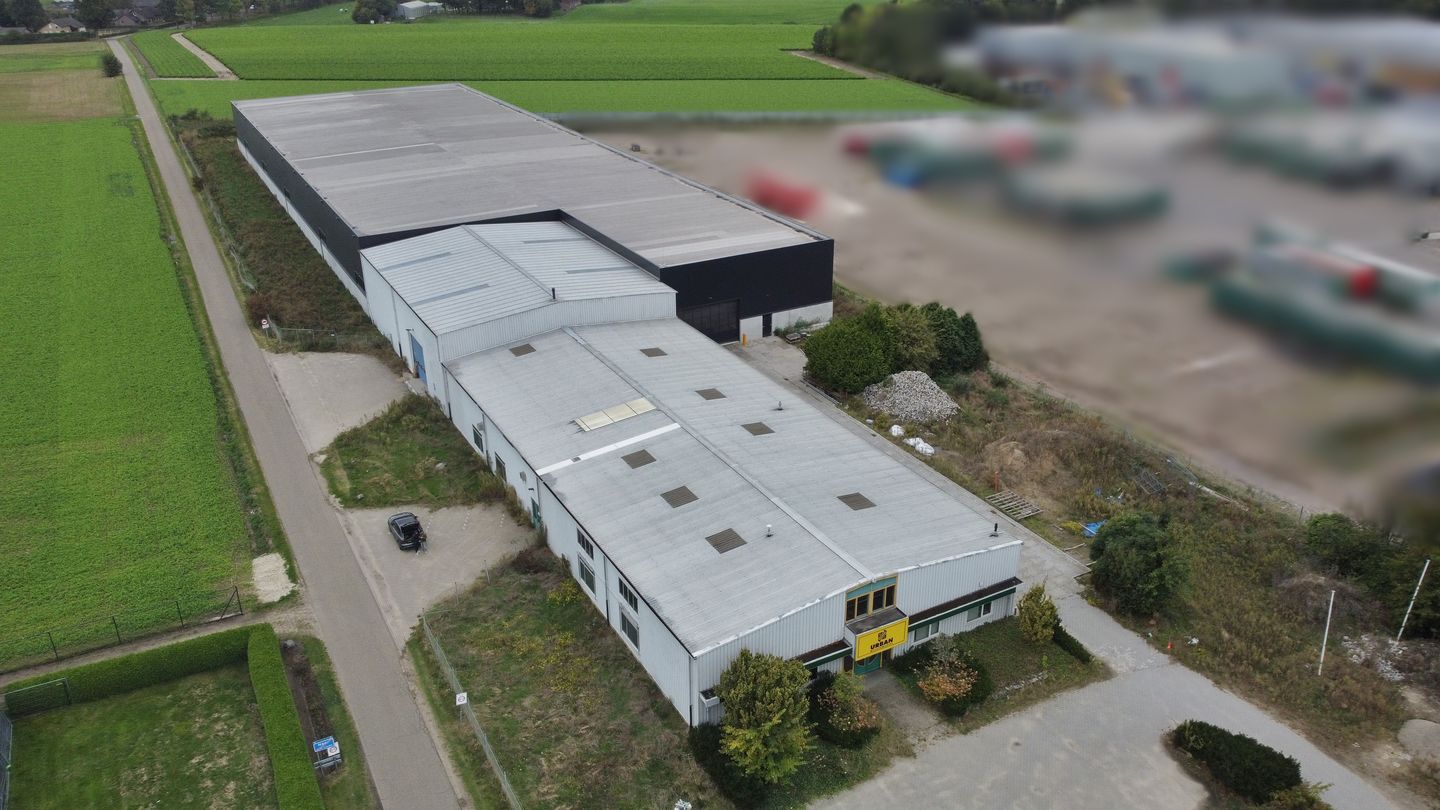 View photo 2 of Heldenseweg 15-a